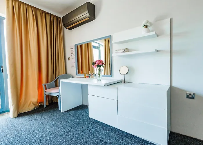 Bella Boutique * Слънчев бряг